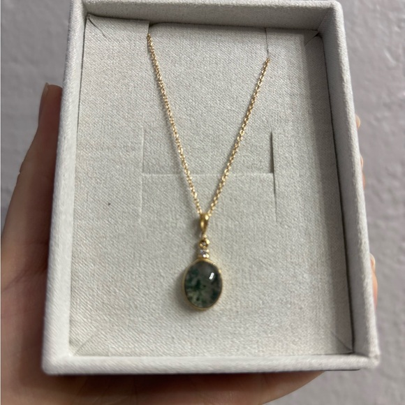 14K Gold Moss Agate Cabochon Small diamond necklace - Picture 12 of 12